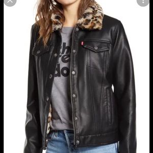 Levi’s xs jacket with cheetah nwot never worn